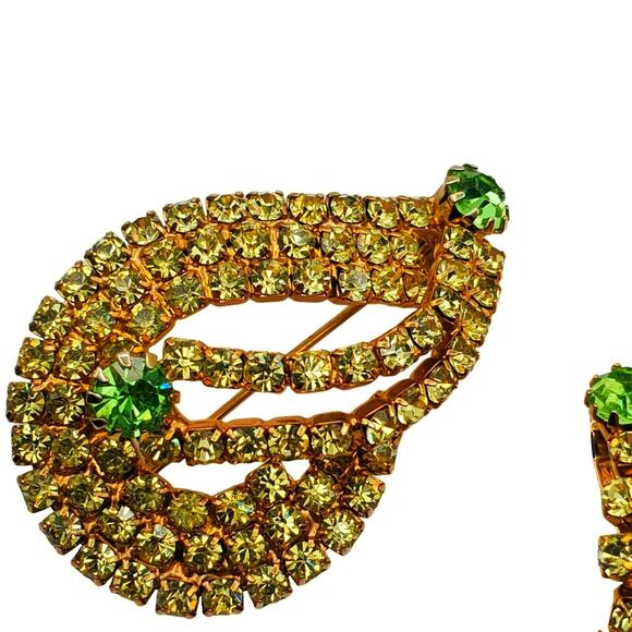 Citrine Green Rhinestone Jewelry Set Brooch Clip Earrings Gold Tone Demi Vintage - Picture 3 of 8
